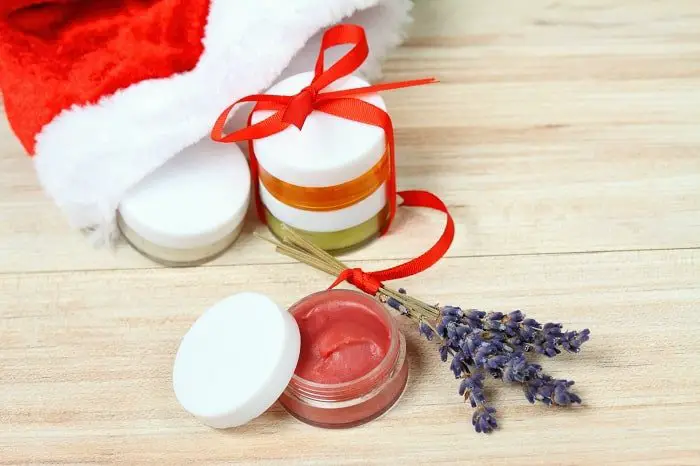 Easiest Homemade All Natural Vapor Rub Alternatives 